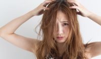 picture of girl with damaged hair
